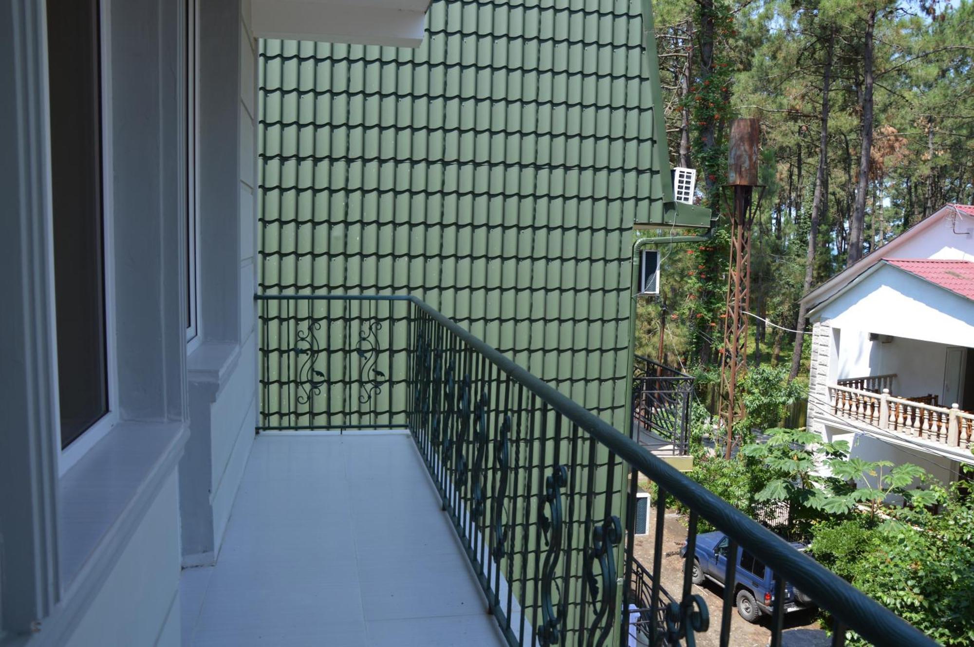 Golden Fleece Hotel อูเรคี ห้อง รูปภาพ